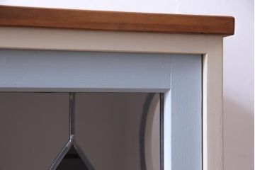 ラフジュ工房オリジナル　古建具リメイク　ステンドグラスがおしゃれな戸棚(収納棚、サイドボード)