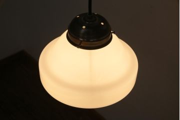 大正昭和初期(戦前)　おしゃれなガラスシェード照明(天井照明、吊り下げ照明)(1)