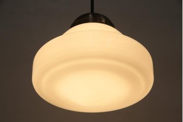 大正昭和初期(戦前)　おしゃれなガラスシェード照明(天井照明、吊り下げ照明)(1)