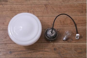 大正昭和初期(戦前)　おしゃれなガラスシェード照明(天井照明、吊り下げ照明)(1)