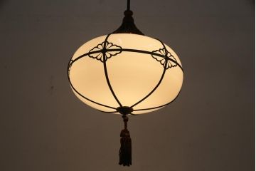 和製アンティーク　雪洞型　菊菱模様が和の雰囲気を引き立てる天井照明(吊り下げ照明)
