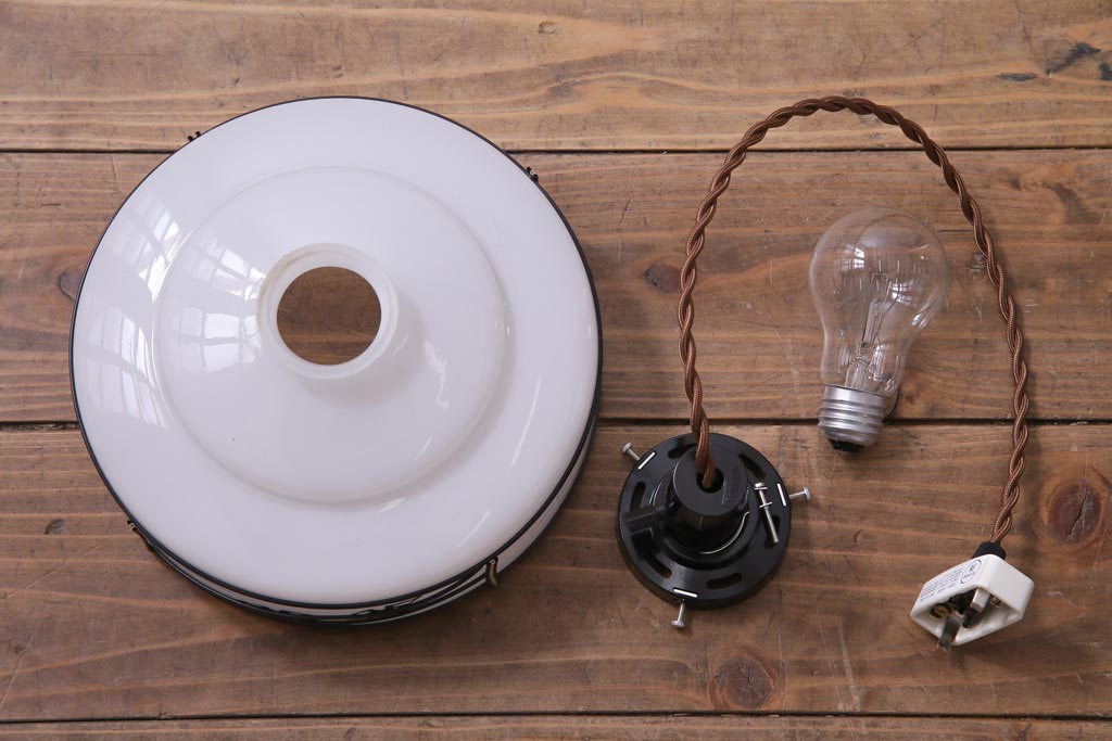 昭和レトロ　日本風情が感じられるペンダントライト(天井照明)