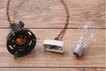 昭和レトロ　和の雰囲気が引き立つペンダントライト(天井照明)