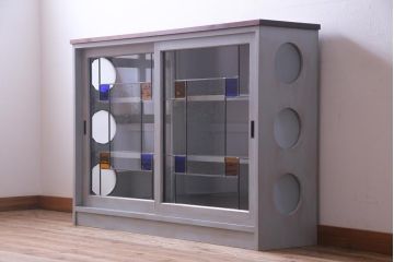 ラフジュ工房オリジナル　古建具リメイク　おしゃれなステンドグラス入り戸棚(収納棚、サイドボード)