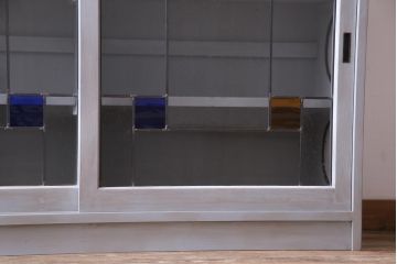 ラフジュ工房オリジナル　古建具リメイク　おしゃれなステンドグラス入り戸棚(収納棚、サイドボード)