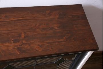 ラフジュ工房オリジナル　古建具リメイク　ステンドグラス入りのおしゃれな戸棚(収納棚、サイドボード)