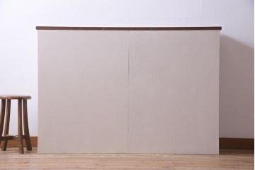 ラフジュ工房オリジナル　古建具リメイク　ステンドグラス入りのおしゃれな戸棚(収納棚、サイドボード)