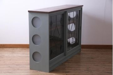 ラフジュ工房オリジナル　古建具リメイク　レトロモダンなステンドグラス入り戸棚(収納棚、サイドボード)