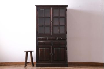 中古　北海道民芸家具　HM160K　落ち着いた色合いが上品な食器棚(本箱、収納棚)(定価約45万)(1)