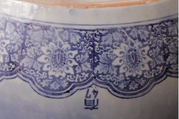 アンティーク雑貨　昭和中期　繊細で優しげな風景画の瀬戸火鉢(手あぶり、鉢カバー)
