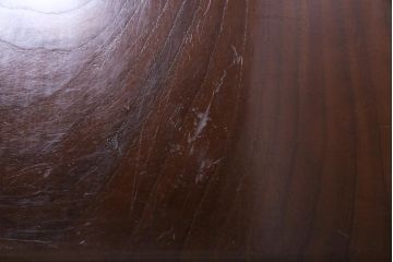 上手物　桑材　品のある佇まいが魅力的な指物家具の収納棚(戸棚)