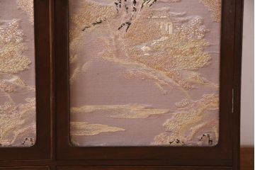 上手物　桑材　品のある佇まいが魅力的な指物家具の収納棚(戸棚)