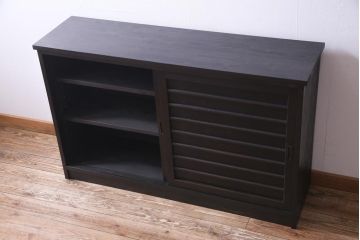 ラフジュ工房オリジナル　上品な趣きの建具をリメイクした収納棚(戸棚、サイドボード)
