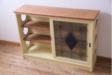 ラフジュ工房オリジナル　古建具リメイク　ステンドグラスがおしゃれな戸棚(収納棚、サイドボード)(1)