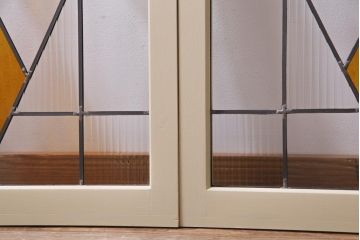 ラフジュ工房オリジナル　古建具リメイク　ノスタルジックなステンドグラス入り戸棚(収納棚、サイドボード)(1)