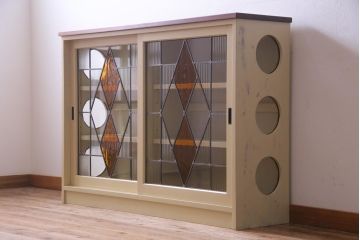 ラフジュ工房オリジナル　古建具リメイク　ノスタルジックなステンドグラス入り戸棚(収納棚、サイドボード)(1)