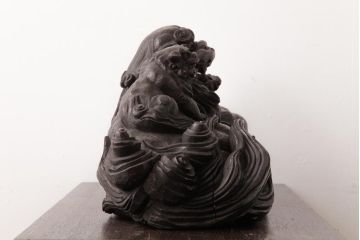 アンティーク雑貨　和製アンティーク　縁起物　総ケヤキ材　木彫りの玉獅子(置き物)