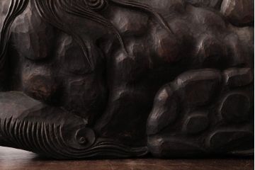 アンティーク雑貨　和製アンティーク　縁起物　総ケヤキ材　木彫りの玉獅子(置き物)
