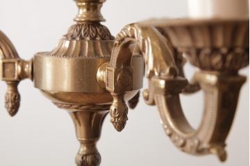 フランスビンテージ　ルイ16世様式　気品漂う3灯シャンデリア(天井照明)