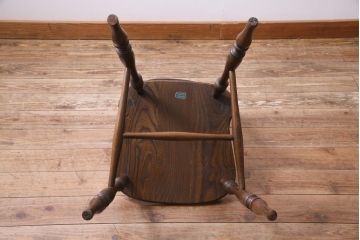 ヴィンテージ家具　イギリスビンテージ　ニレ材・バーチ材　ほっと落ち着く印象与えるチェア(ダイニングチェア)