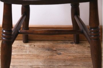 アンティーク家具　イギリスアンティーク　ニレ材とビーチ材を使った温かみのあるチェア(ダイニングチェア、板座チェア)