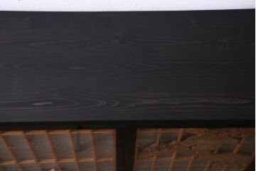 ラフジュ工房オリジナル　書院戸リメイク　松・鷹の図柄が迫力のあるガラス戸棚(収納棚、サイドボード)