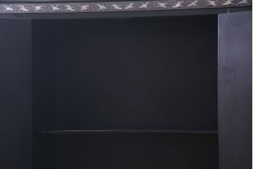 中古　最高級品　豪華絢爛な装飾が存在感を放つ螺鈿細工のワードローブ(衣装ダンス、収納棚)(定価約300万円)