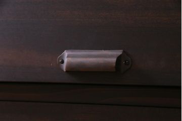 ラフジュ工房オリジナル　リメイク家具　パタパタ扉が使い勝手の良い収納棚(リビングボード、戸棚、下駄箱)