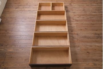中古美品　伝統工芸　職人技が光る軽井沢彫りのチェスト(衣装箪笥、タンス)