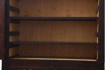 中古　松本民芸家具　衣装盆と取り替えられる棚板付きG型和タンス(チェスト、収納棚、着物箪笥)(定価約67万円)