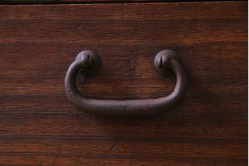 アンティーク家具　和製アンティーク　桐材　明治期の箪笥をリメイクした鉄脚リビングボード(ローボード、チェスト、引き出し、桐箪笥、桐たんす)