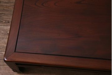 アンティーク家具　和製アンティーク　総ケヤキ材　漆の上品な光沢が魅力的なローテーブル(座卓)