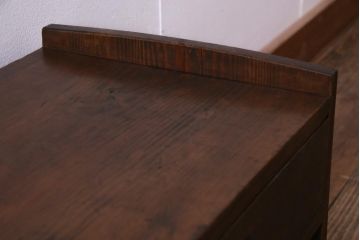 レトロ家具　昭和初期　松材・栗材　奥行スリムが珍しい!横長のレトロな文机(ローボード)
