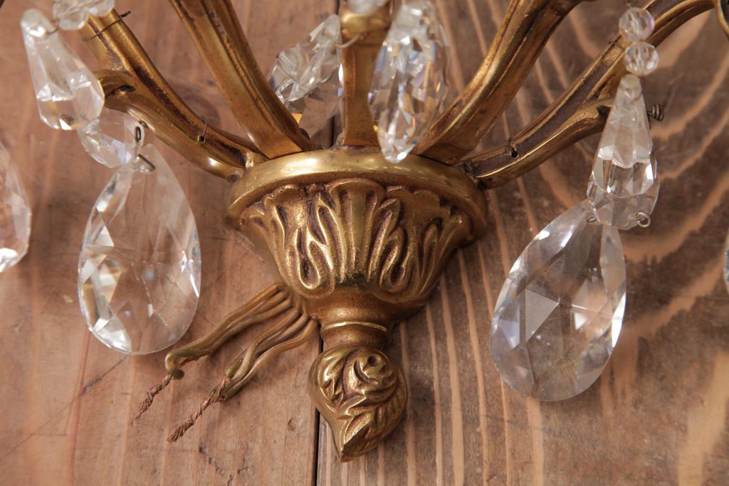 フランスビンテージ　ガラスドロップが煌めく壁掛けシャンデリア(3灯、照明、ウォールブラケット)(2)