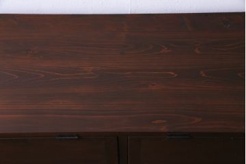ラフジュ工房オリジナル　ラワンの古材をリメイクしたパタパタ扉の脚付き収納棚(サイドボード)