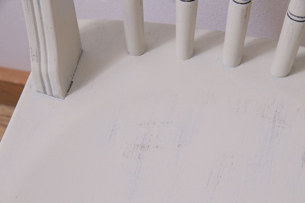 ペイント家具　フレンチカントリーにおすすめなイギリス製のアンティークチェア(ダイニングチェア)