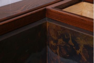 アンティーク雑貨　中古　民芸家具　迫力のある杢目の流れが見事な長火鉢(関西火鉢、囲炉裏、座卓)
