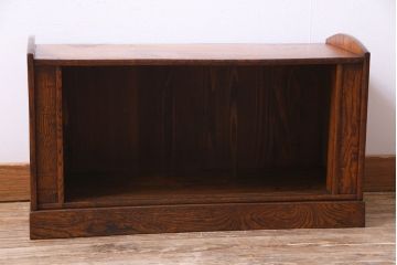 アンティーク家具　和製アンティーク　タモ材　玉杢が味のある雰囲気を漂わせる置き床(ローボード)