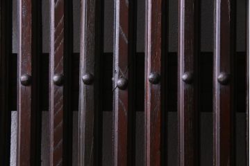 和製アンティーク　明治期　欅の杢目や風合いが美しい富山蔵戸(建具、引き戸、玄関戸)