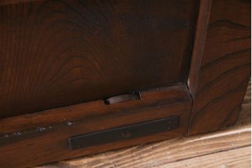 和製アンティーク　明治期　欅の杢目や風合いが美しい富山蔵戸(建具、引き戸、玄関戸)