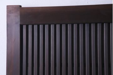 和製アンティーク　大正昭和初期　ヒノキ材の木肌と格子が上品な雰囲気を醸し出す蔵戸(建具、引き戸、玄関戸)