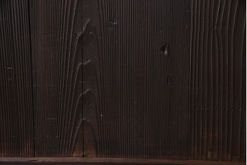 和製アンティーク　大正昭和初期　ヒノキ材の木肌と格子が上品な雰囲気を醸し出す蔵戸(建具、引き戸、玄関戸)