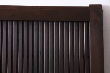 和製アンティーク　大正昭和初期　ヒノキ材の木肌と格子が上品な雰囲気を醸し出す蔵戸(建具、引き戸、玄関戸)