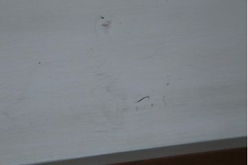リメイク家具　ペイント　レトロスタイルのアクセントにおすすめなパタパタ扉の収納棚(戸棚、リビングボード)