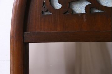 アンティーク雑貨　和製アンティーク　大正ロマン香るデザインが上品な印象与えるミラー(壁掛けミラー、鏡、姿見)(1)