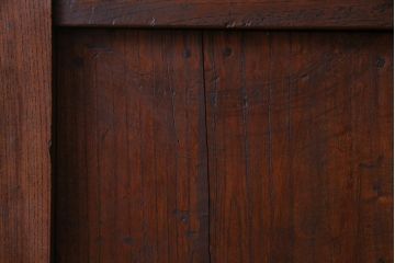 和製アンティーク　明治期　欅一枚板　漆塗りが上品な印象与える蔵戸(建具、引き戸、玄関戸)