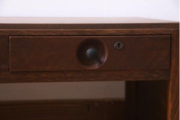 レトロ家具　昭和初期　栓材　レトロな雰囲気がお洒落な文机(座卓、作業台)