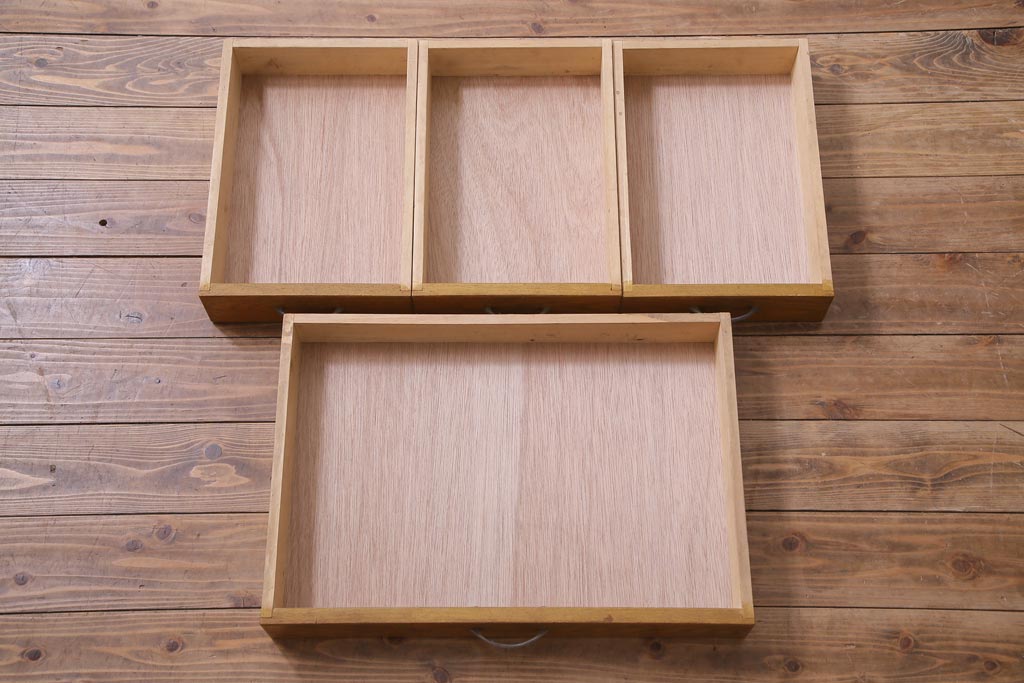 レトロ家具　昭和レトロ　栓材　温もり溢れる明るい色味の文机(片袖机)