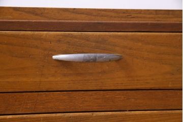 レトロ家具　昭和レトロ　栓材　温もり溢れる明るい色味の文机(片袖机)