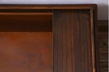 アンティーク雑貨　指物家具　大正昭和初期　桐・桑材　縦桟の透かしが個性的な品の良い長火鉢(木製火鉢)